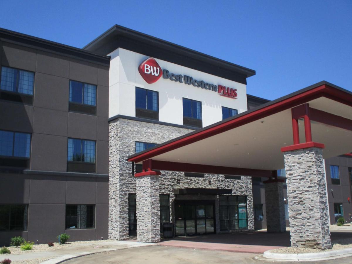 Best Western Plus Saint Peter Luaran gambar